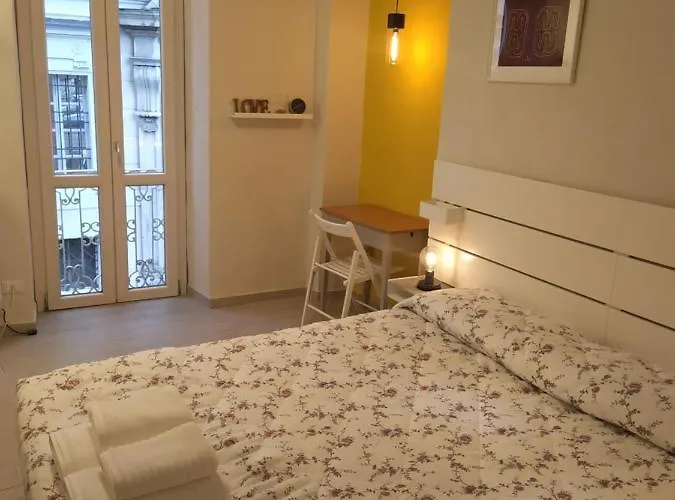 Apartament Gem In The City's Heart