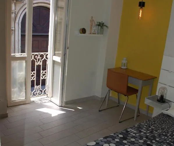 Gem In The City's Heart * Turyn