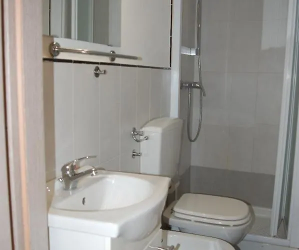 Gem In The City's Heart * Turyn