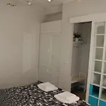 Apartment Gem In The City's Heart